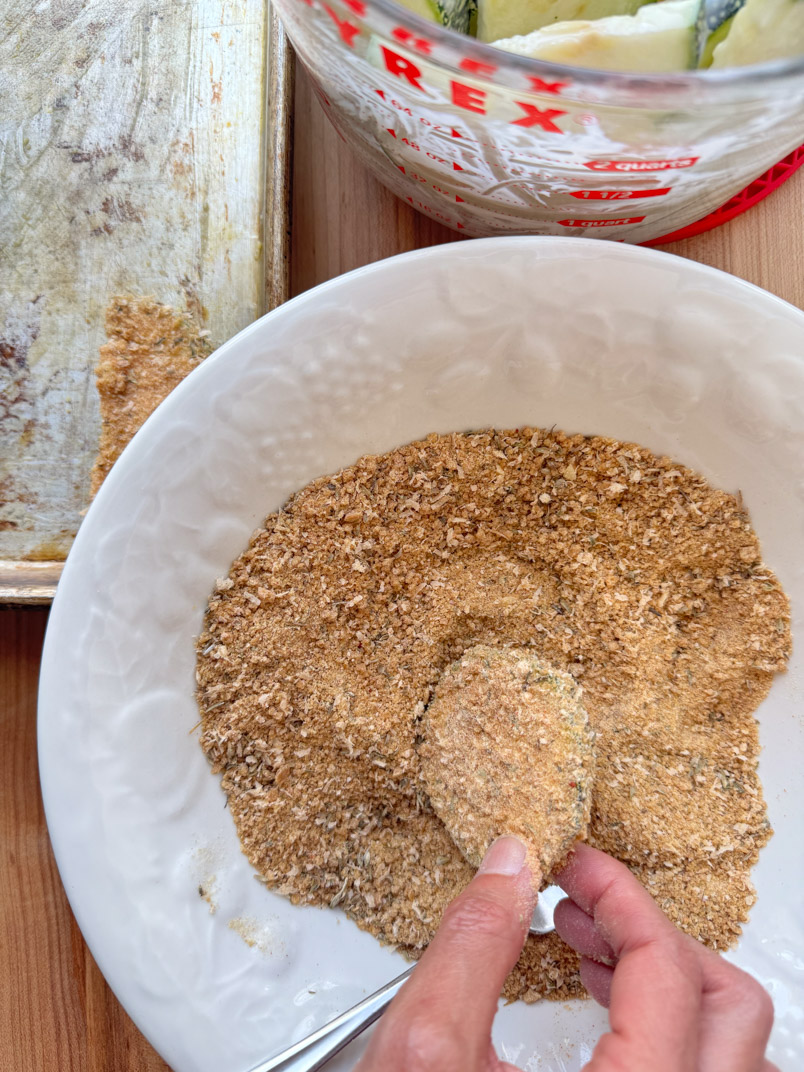 breadcrumbs and seasoning for zucchini