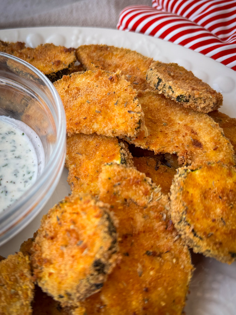 baked zucchini rounds with dip