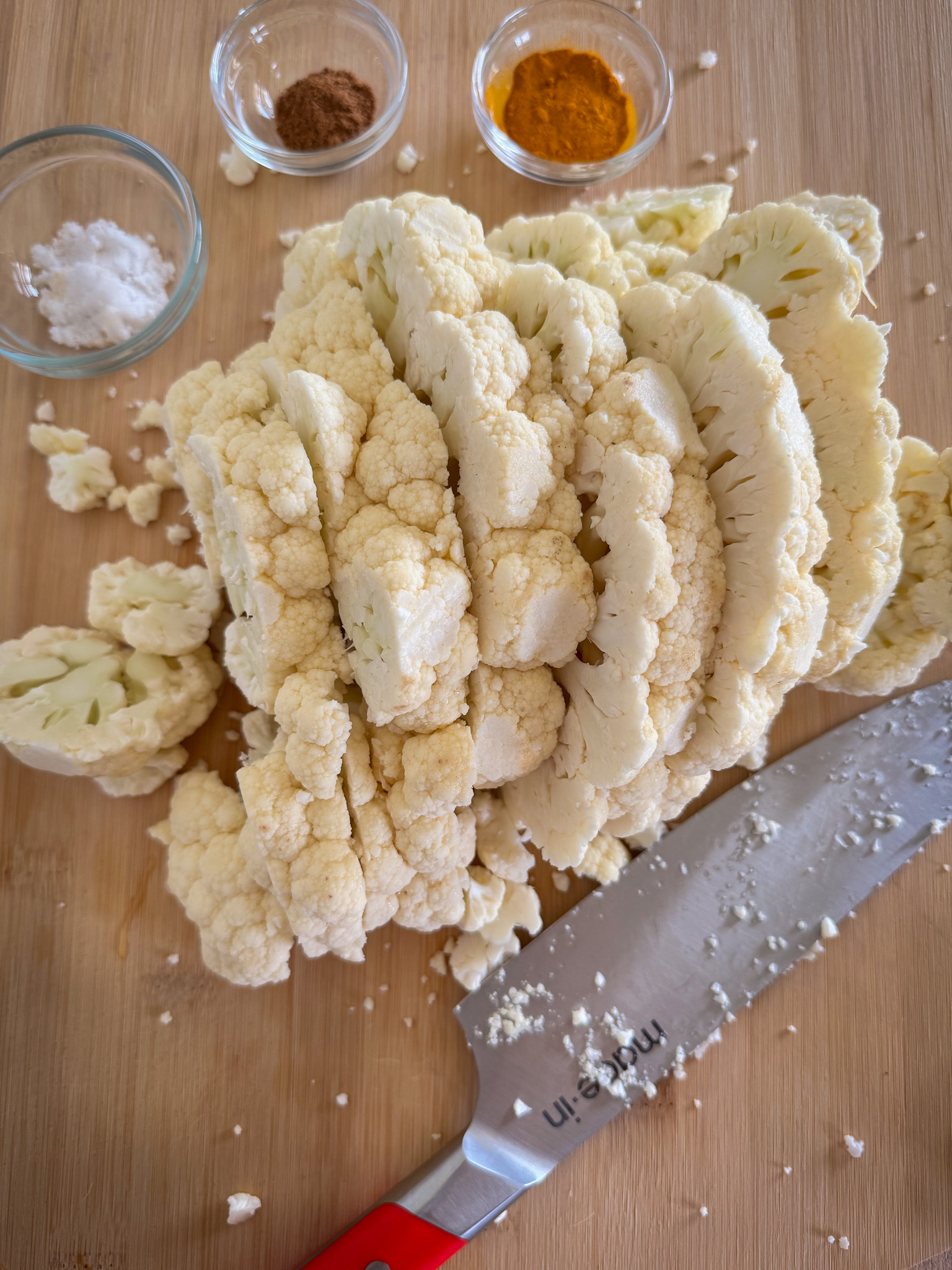 sliced cauliflower and spices