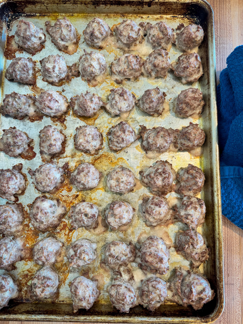 baked meatballs Mediterranean style