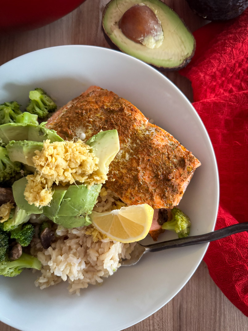 Rice Bowl with Salmon and Broccoli